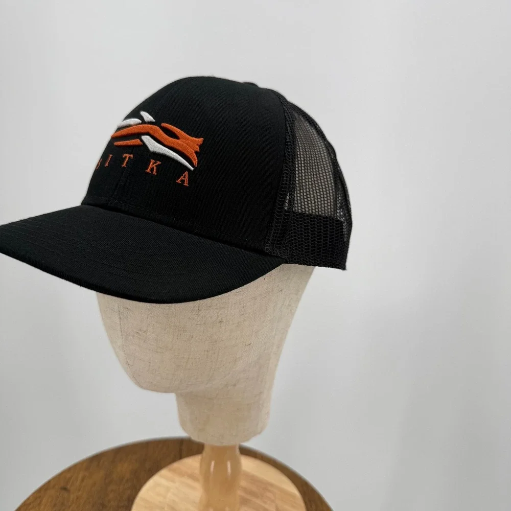 Sitka Gear Snap Back Trucker Hunting Outdoors Mesh Hat Cap Men One Size Adjust